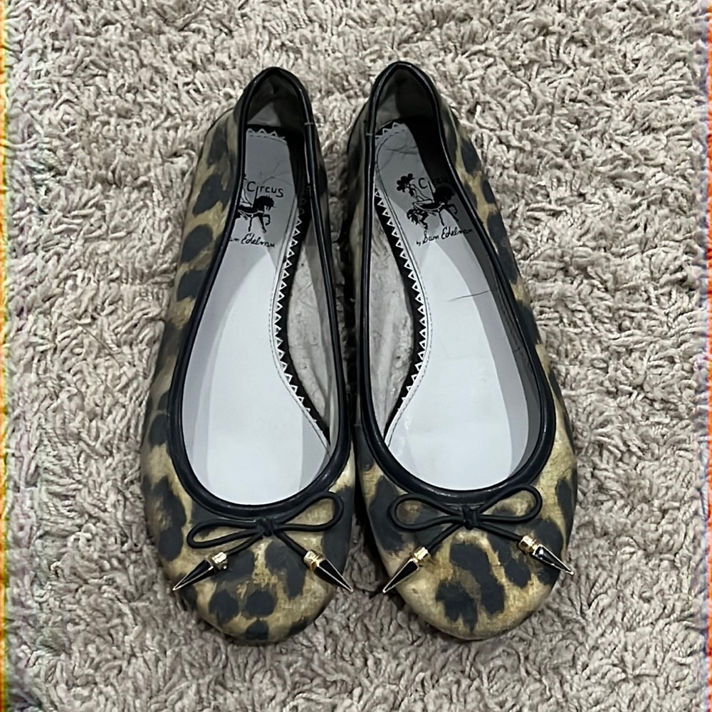 Pre loved Sam Edelman balet flats
